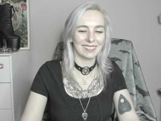 velvetanne live cam on BongaCams