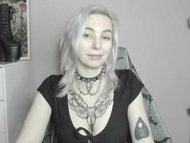 velvetanne live cam on BongaCams