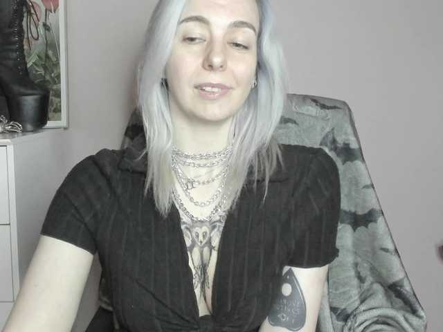 velvetanne live cam on BongaCams