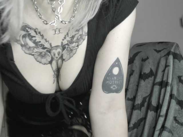 velvetanne live cam on BongaCams