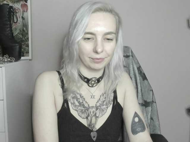 velvetanne live cam on BongaCams
