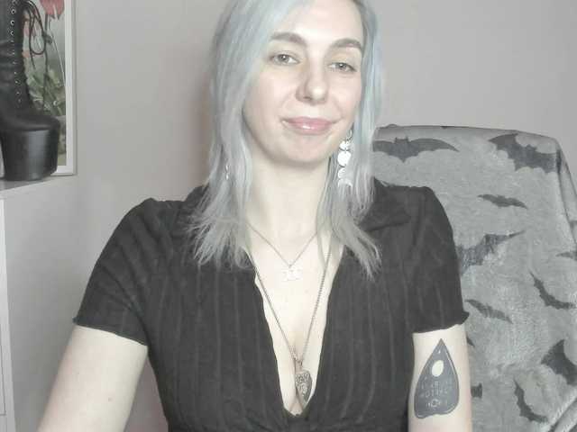velvetanne live cam on BongaCams