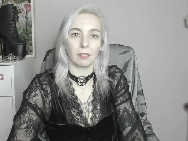 velvetanne live cam on BongaCams