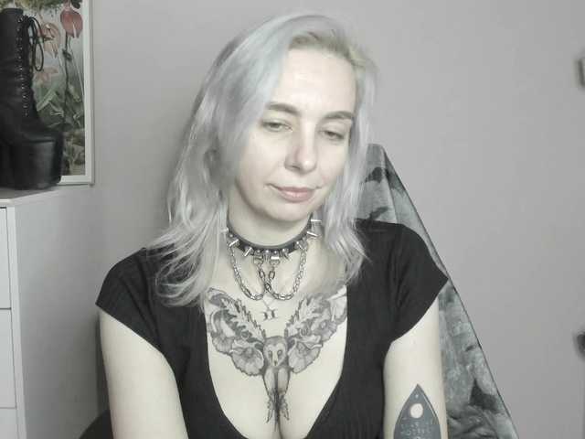 velvetanne live cam on BongaCams