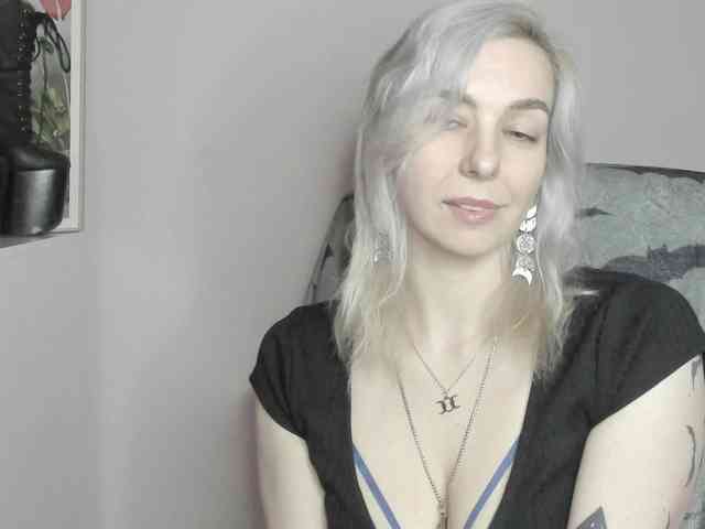 Velvetanne - Girl 
