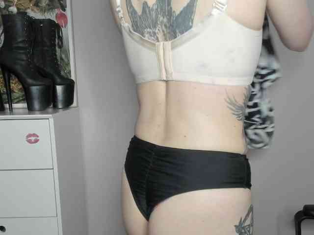 velvetanne Live Webcam on BongaCams