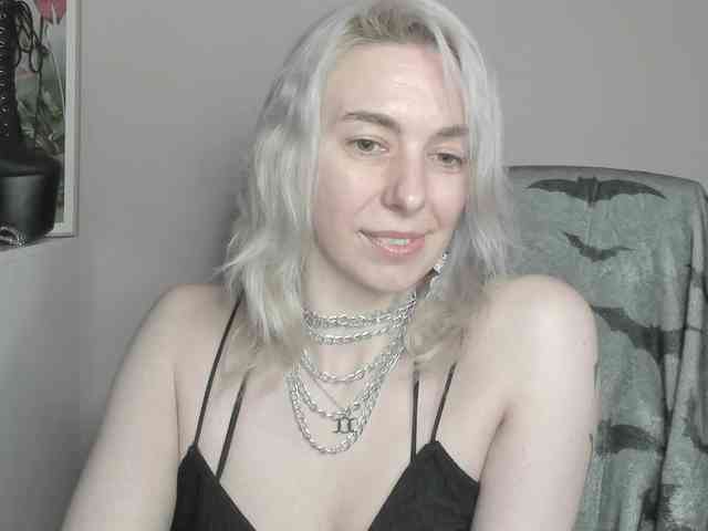 Velvetanne - Girl 