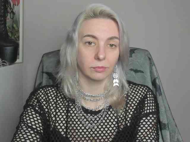 Model: velvetanne