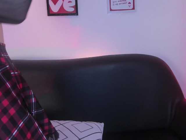 SweetFire-moon1 live cam on BongaCams