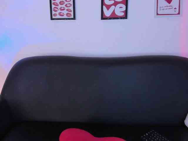 SweetFire-moon1 webcam