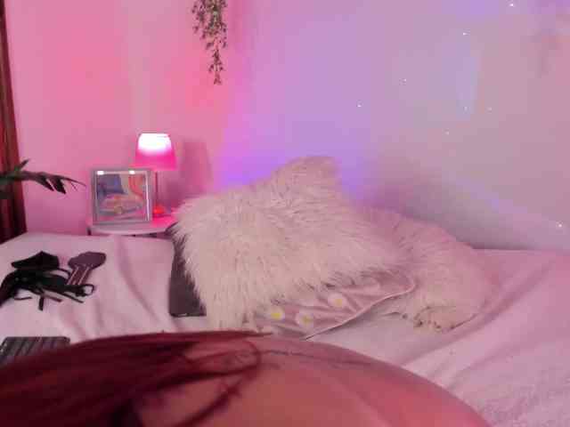 SweetFire-moon1 webcam