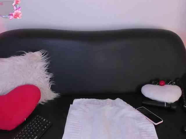 SweetFire-moon1 webcam
