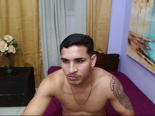 bitchdestroy live cam on BongaCams