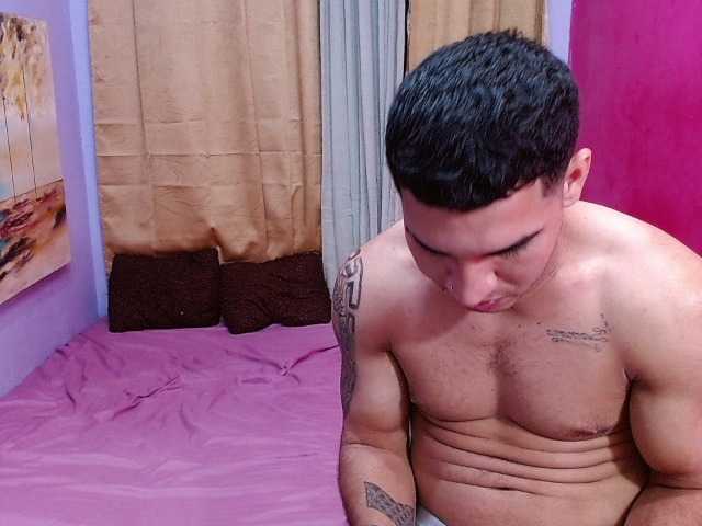 bitchdestroy live cam on BongaCams
