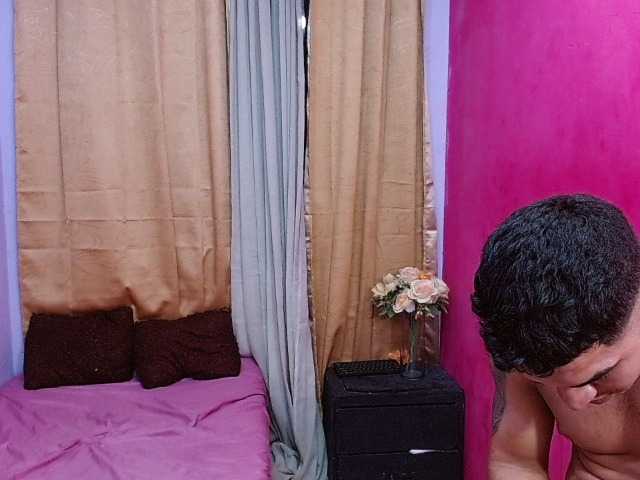 bitchdestroy live cam on BongaCams
