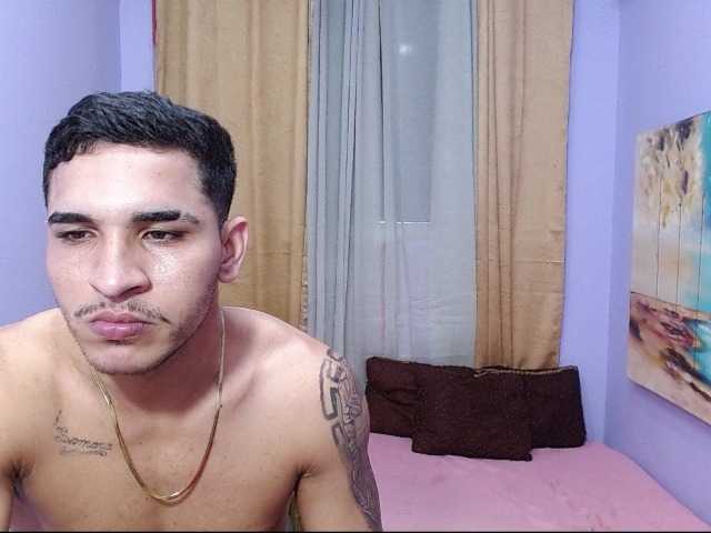 bitchdestroy live cam on BongaCams