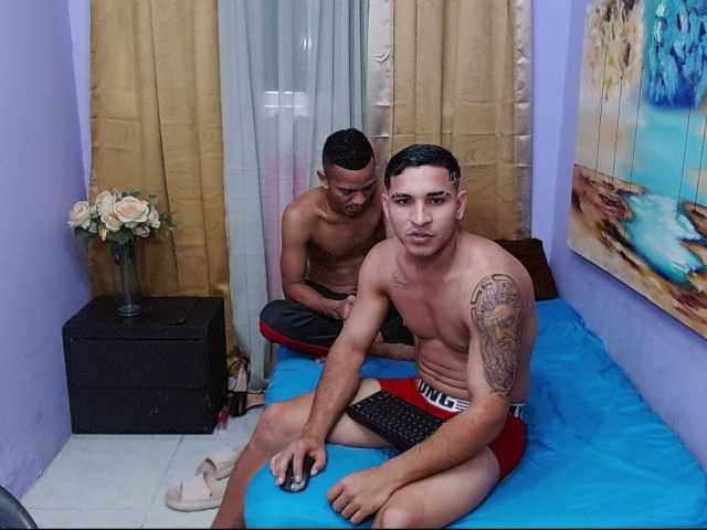 bitchdestroy, modelo de webcam