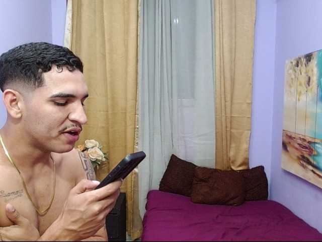 bitchdestroy live cam on BongaCams