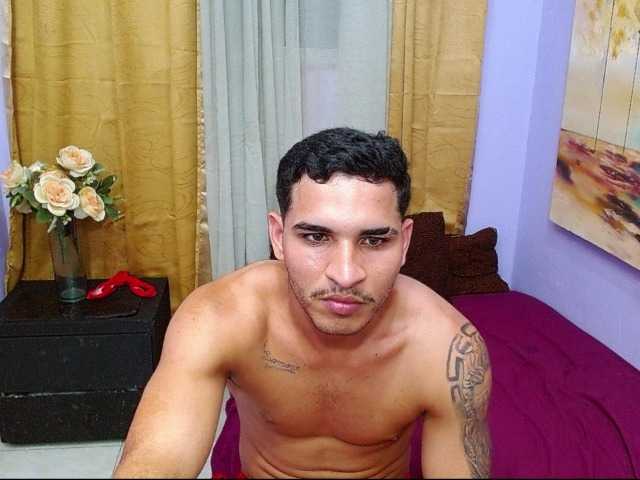 bitchdestroy live cam on BongaCams