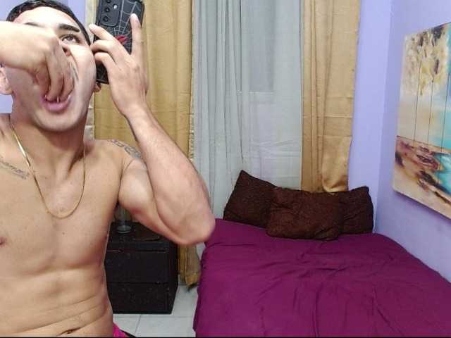 bitchdestroy live cam on BongaCams