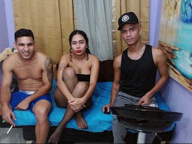 bitchdestroy live cam on BongaCams