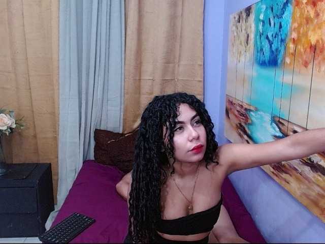 bitchdestroy live cam on BongaCams