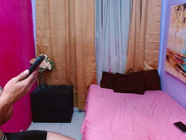 bitchdestroy live cam on BongaCams