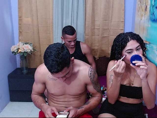 bitchdestroy live cam on BongaCams