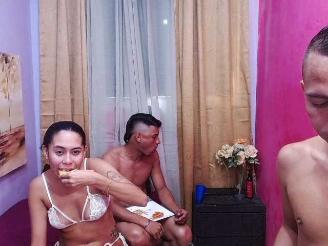 bitchdestroy live cam on BongaCams