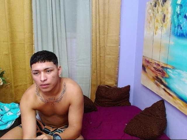 bitchdestroy live cam on BongaCams