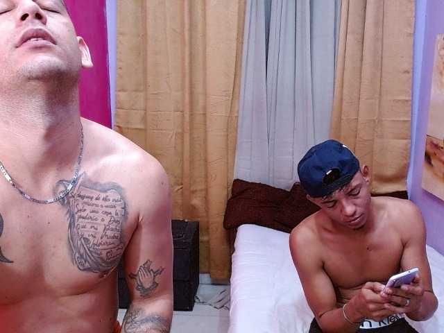 le modèle bitchdestroy est en webcam porno dans un show sur le site bongacams, il possède les tags suivants: Latino/Hispanic,Blonde,Trimmed