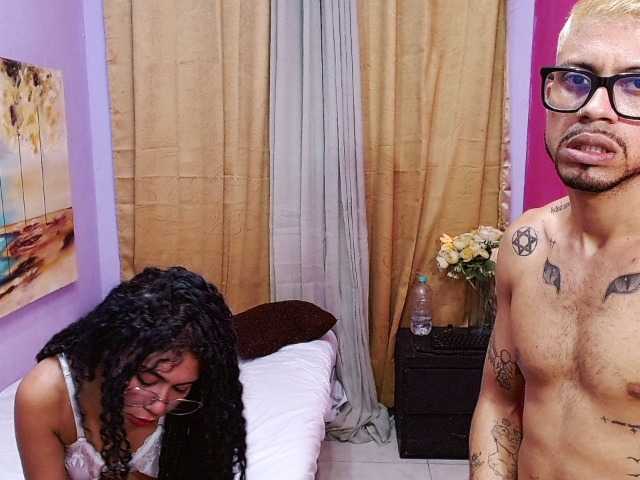 bitchdestroy live cam on UnifiedCams