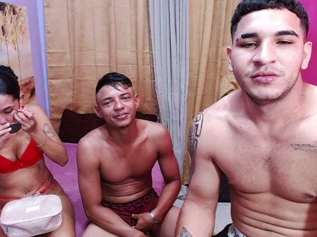 bitchdestroy live cam on BongaCams