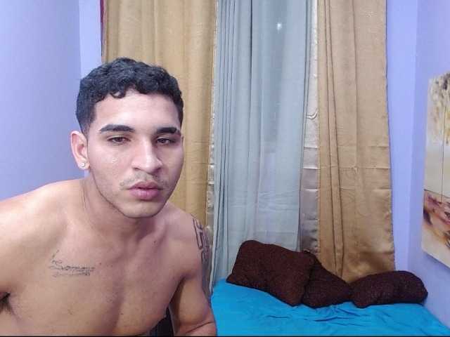 bitchdestroy live cam on BongaCams