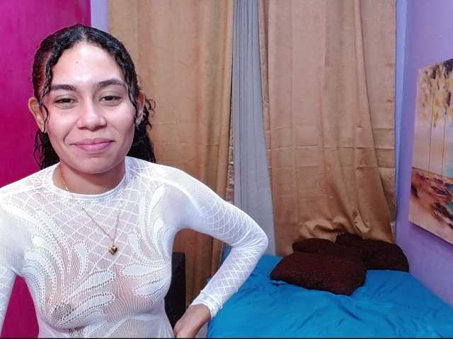 bitchdestroy live cam on BongaCams