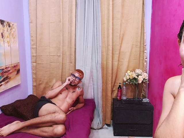 bitchdestroy live cam on UnifiedCams