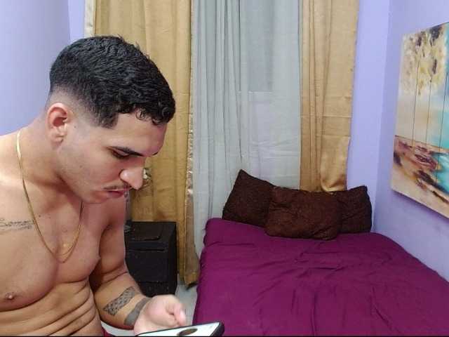 bitchdestroy live cam on BongaCams