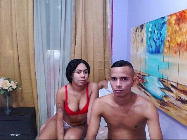 Bitchdestroy live cam