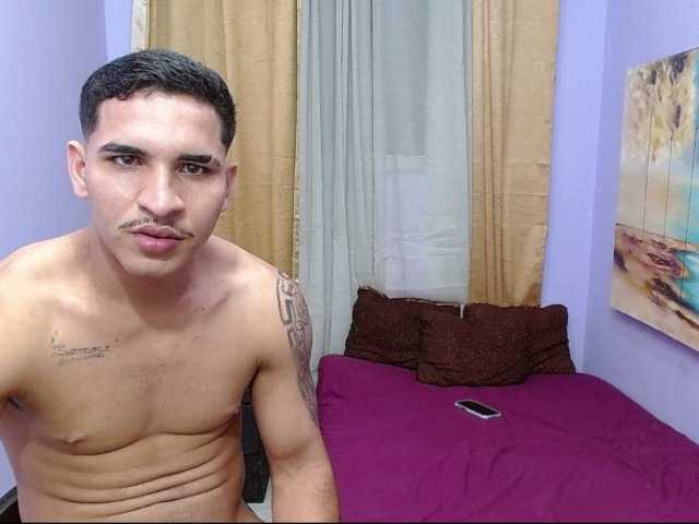 bitchdestroy live cam on BongaCams