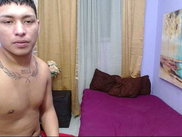 bitchdestroy live cam on BongaCams