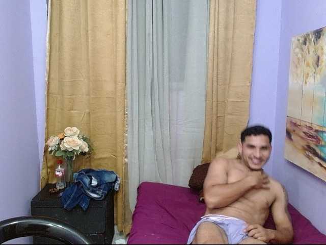 bitchdestroy live cam on BongaCams