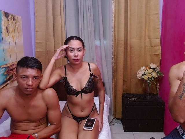 bitchdestroy live webcam show
