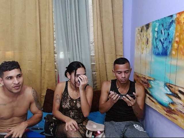 bitchdestroy live cam on BongaCams