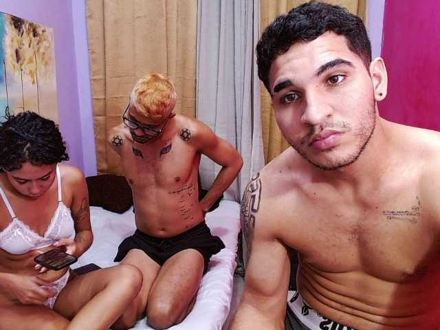 bitchdestroy live cam on BongaCams
