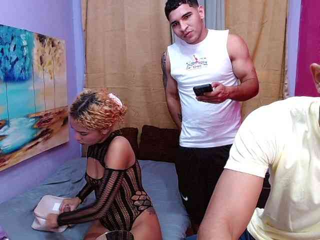 bitchdestroy webcam
