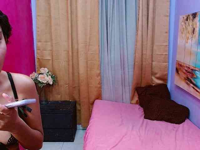 bitchdestroy webcam