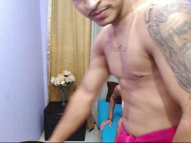 bitchdestroy webcam