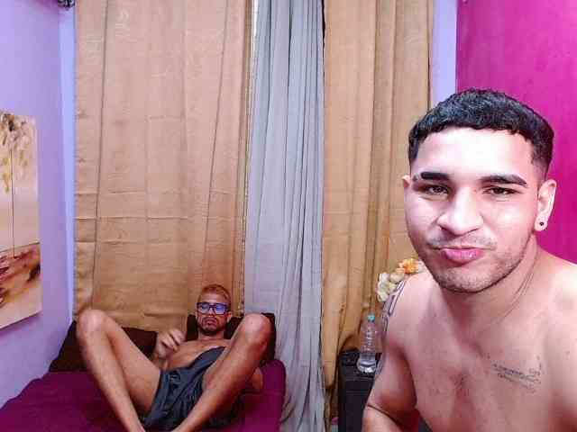 bitchdestroy webcam