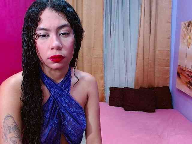 bitchdestroy webcam