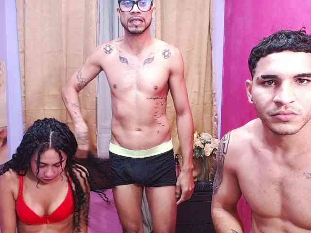 bitchdestroy webcam